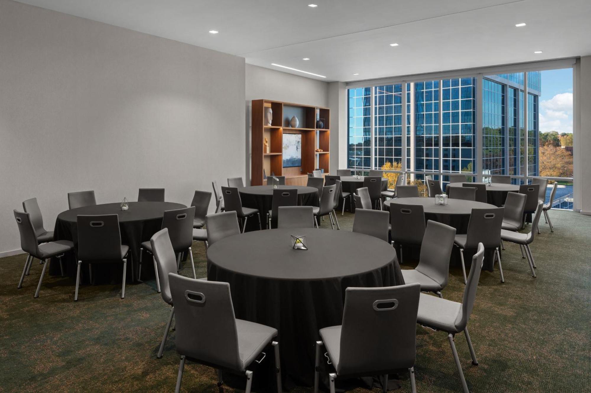 Ac Hotel By Marriott Raleigh North Hills Zewnętrze zdjęcie