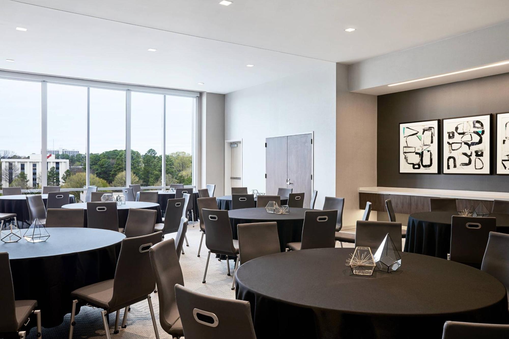 Ac Hotel By Marriott Raleigh North Hills Zewnętrze zdjęcie
